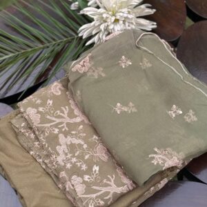 Hunter Green Bareeze Three Piece